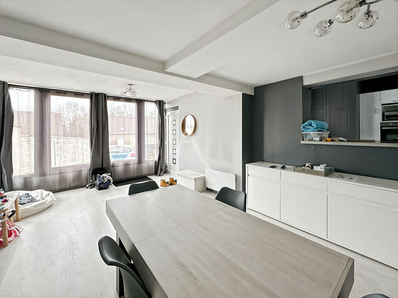 Maison - 147 m² - 5 pièces