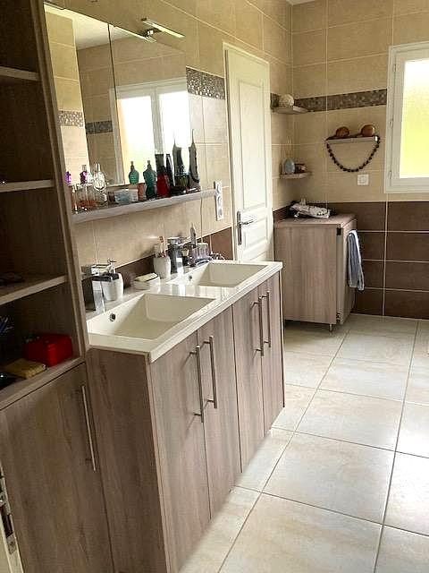 Maison - 196 m² - 3 pièces