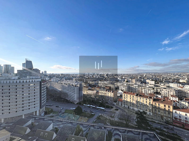 Appartement - 90 m² - 4 pièces