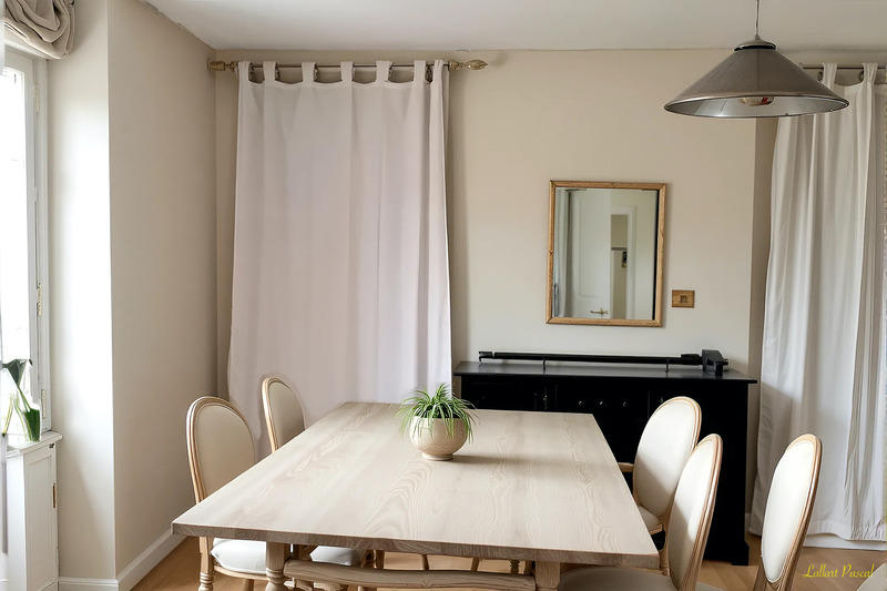 Immeuble - 440 m² - 30 pièces