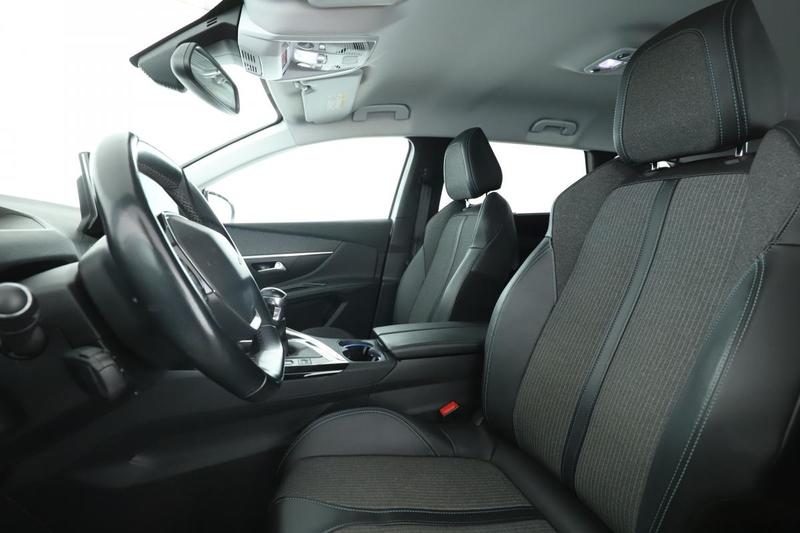 Peugeot 5008 1.5 Blue-HDi Allure Pack 130 ch