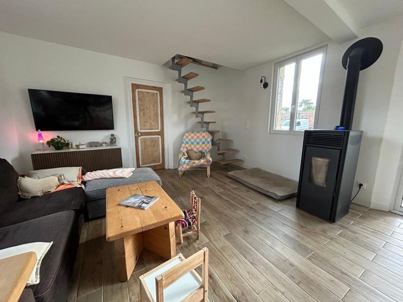 Maison - 92 m² - 4 pièces