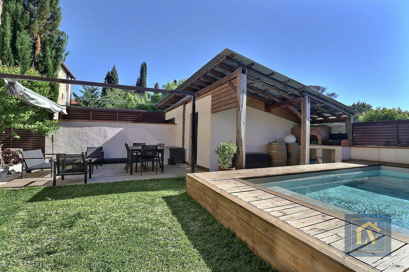 Mas - 160 m² - 4 pièces