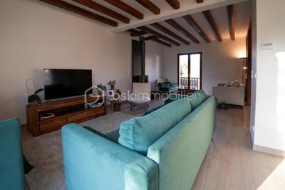 Maison traditionnelle - 153 m² - 6 pièces