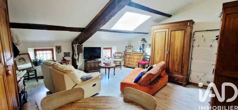 Appartement - 93 m² - 5 pièces