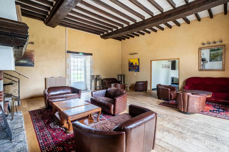 Demeure - 476 m² - 14 pièces