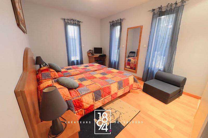 Villa - 175 m² - 5 pièces