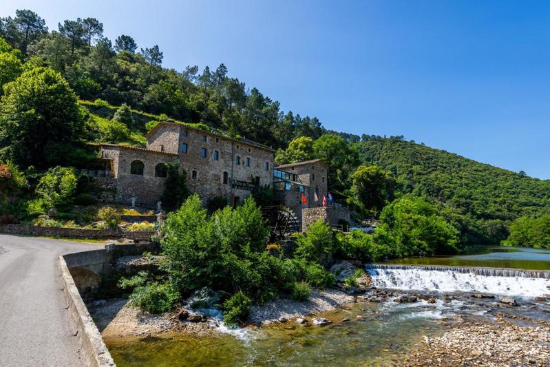 Maison - 459 m² - 10 pièces