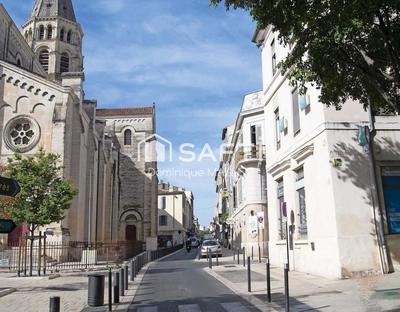 Local commercial - 49 m² - 2 pièces