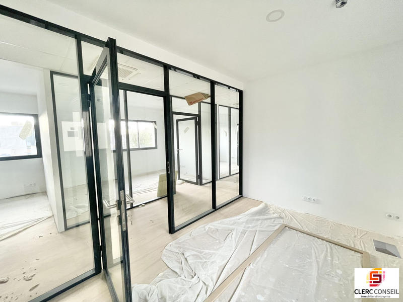 Bureau - 100 m²