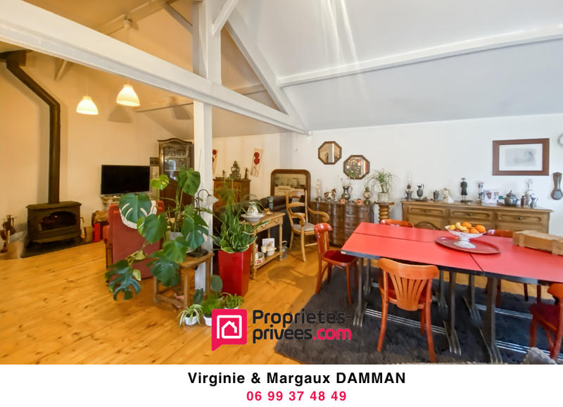 Maison - 211 m² - 6 pièces