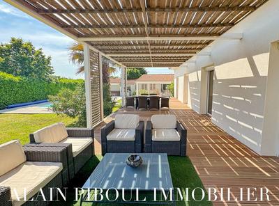 Maison contemporaine - 185 m² - 5 pièces