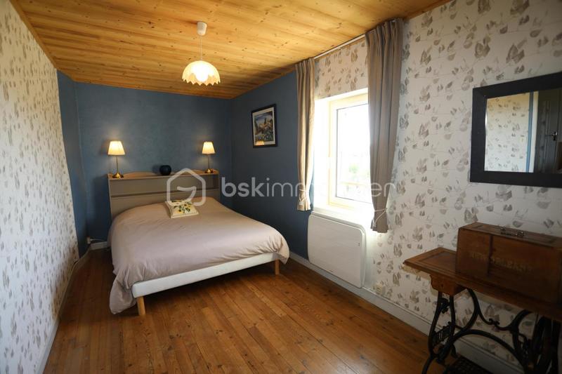 Maison en pierre - 265 m² - 8 pièces