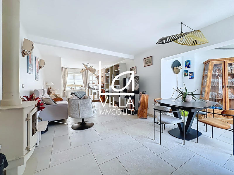 Maison - 102 m² - 4 pièces