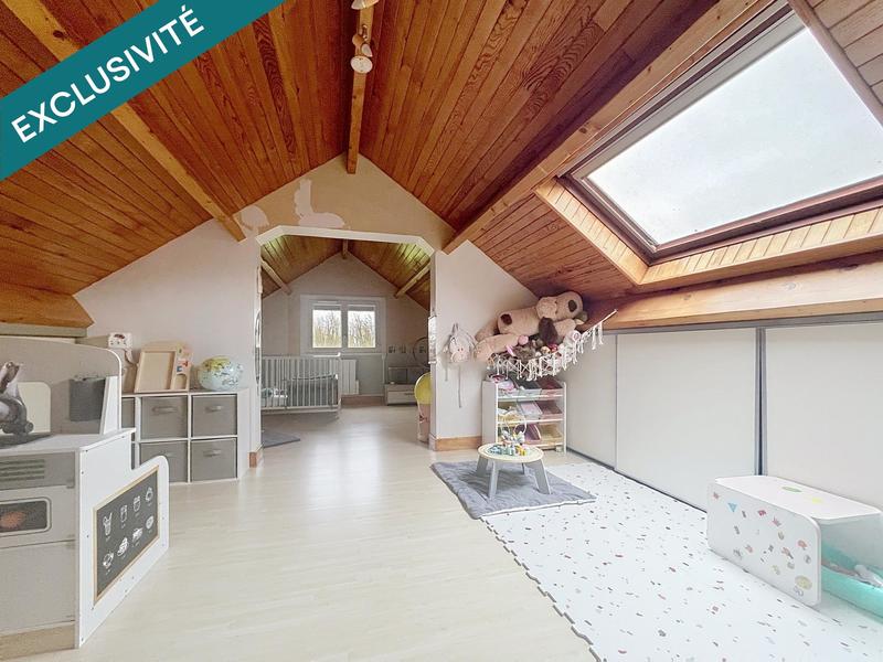 Maison - 96 m² - 4 pièces