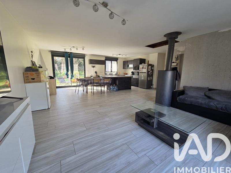 Maison - 90 m² - 4 pièces