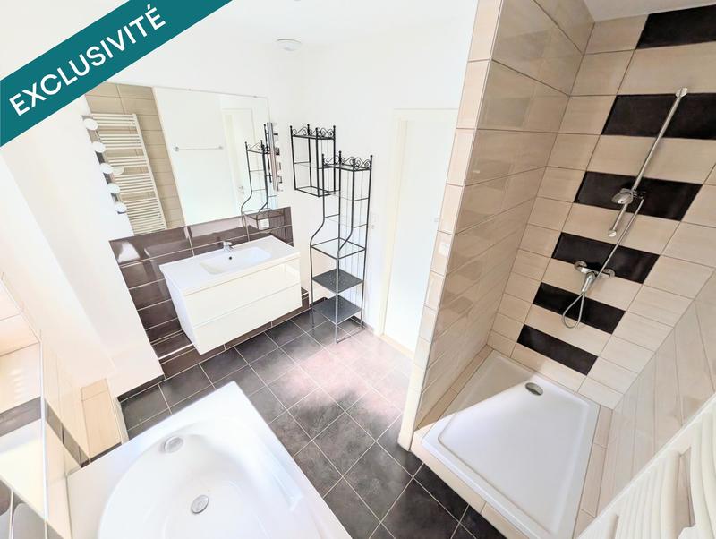 Appartement - 94 m² - 5 pièces