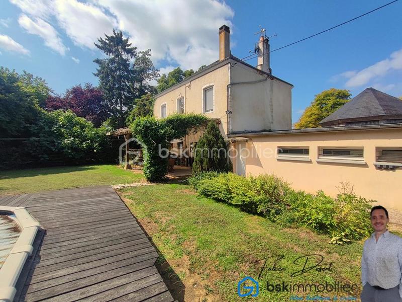 Corps de ferme - 190 m² - 8 pièces