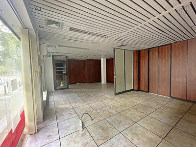 Local commercial - 97 m²