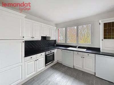 Appartement - 77 m² - 4 pièces