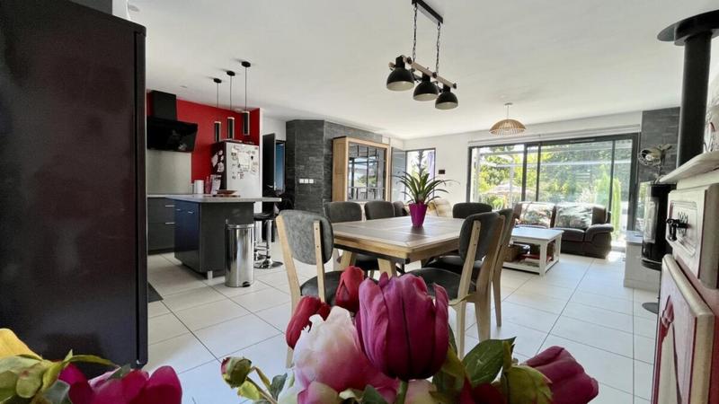 Villa - 92 m² - 4 pièces