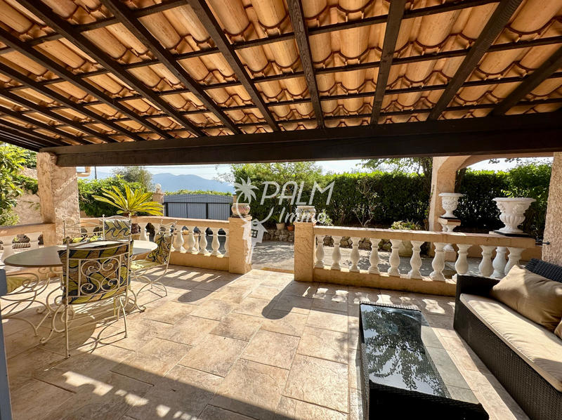 Villa - 172 m² - 7 pièces