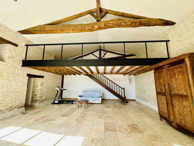 Maison - 229 m² - 6 pièces