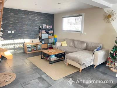 Maison - 98 m² - 4 pièces