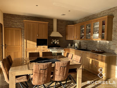 Maison - 102 m² - 4 pièces