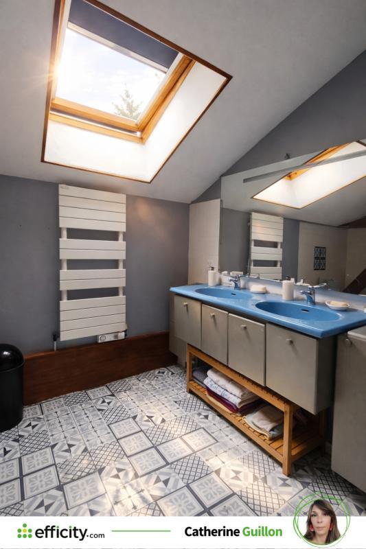 Maison - 229 m² - 7 pièces