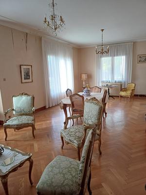 Maison - 206 m² - 6 pièces