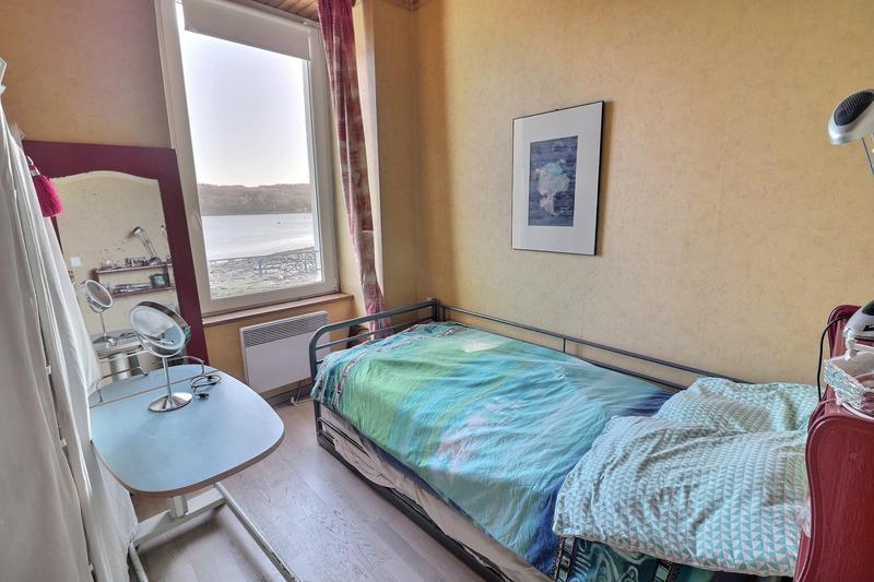 Maison - 100 m² - 6 pièces