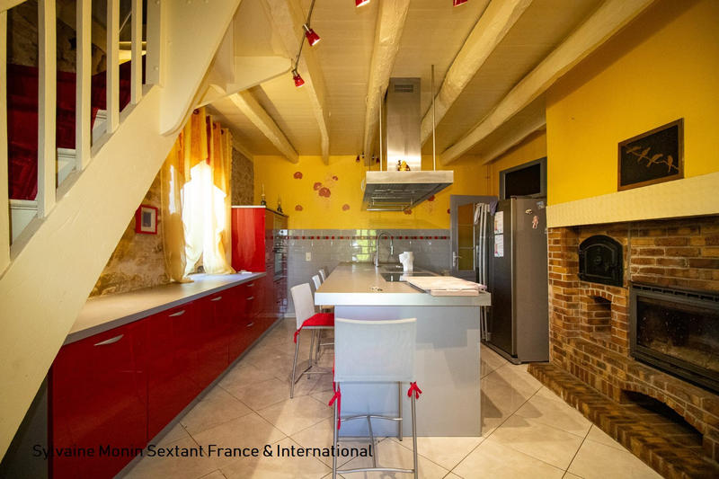 Maison - 400 m² - 14 pièces