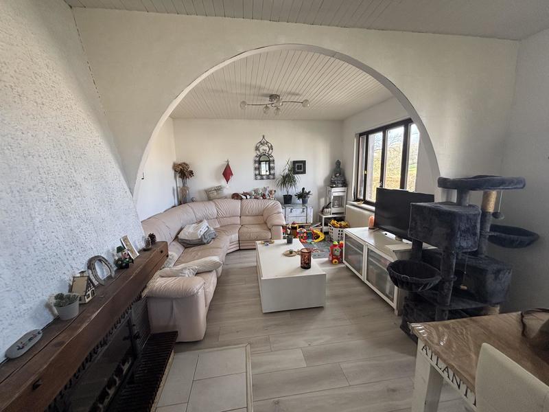 Maison - 104 m² - 5 pièces