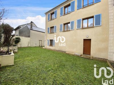 Maison - 137 m² - 6 pièces