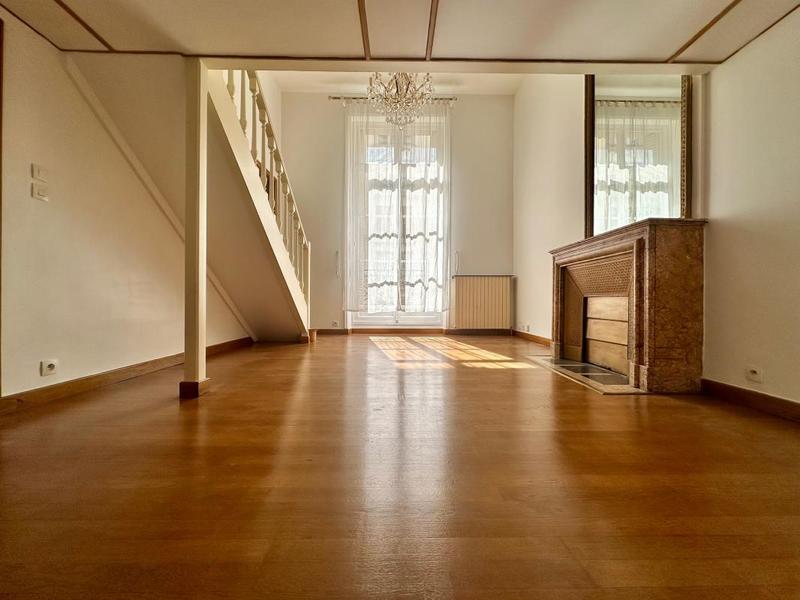 Appartement - 100 m² - 4 pièces