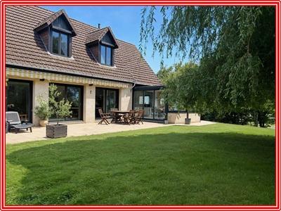 Maison - 170 m² - 5 pièces