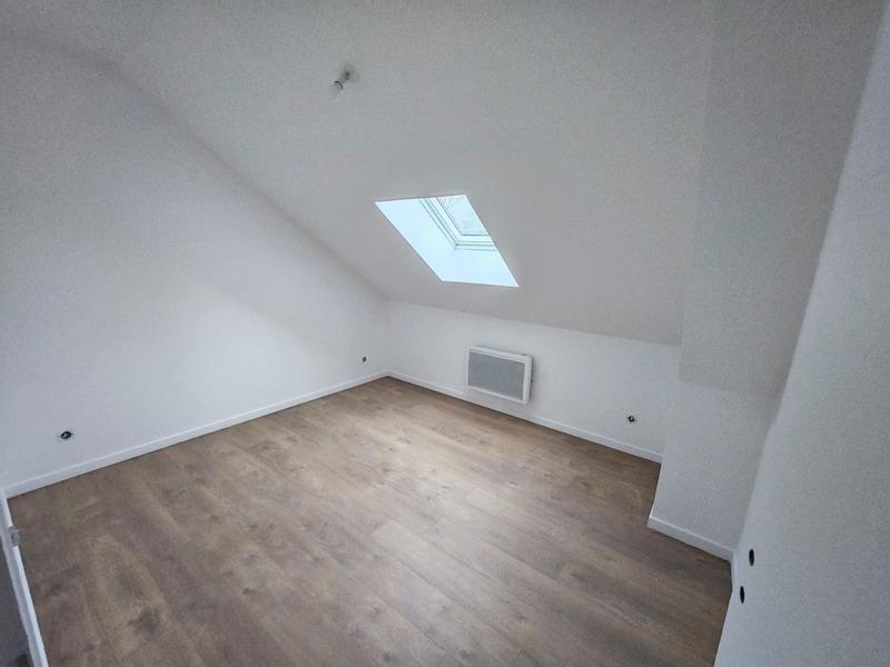 Maison - 80 m² - 5 pièces