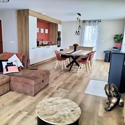 Maison - 80 m² - 4 pièces