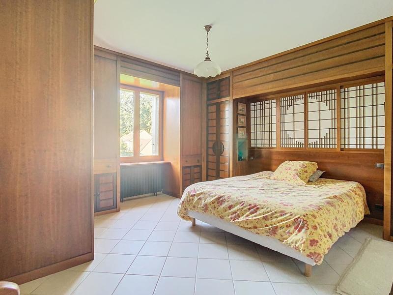 Maison de maîtres - 292 m² - 8 pièces