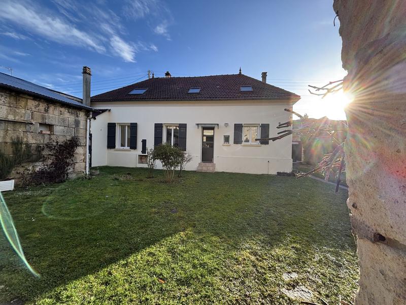 Maison - 130 m² - 5 pièces