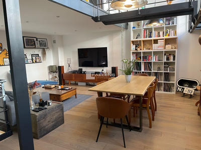 Loft - 91 m² - 3 pièces