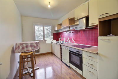 Appartement - 80 m² - 3 pièces