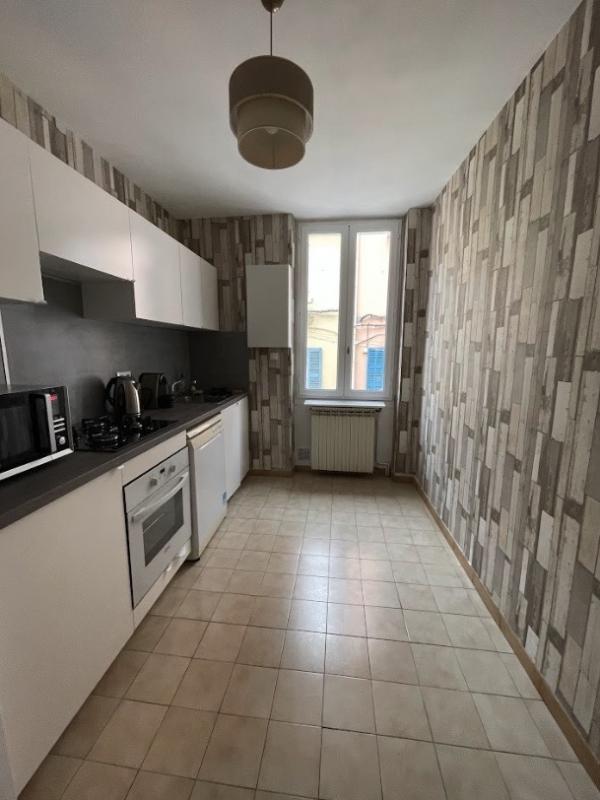 Appartement - 60 m² - 3 pièces