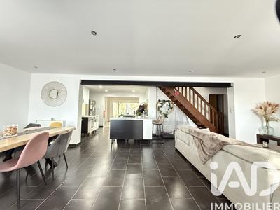 Maison - 160 m² - 5 pièces
