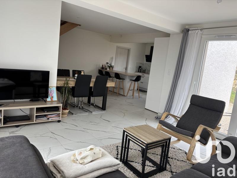 Maison - 104 m² - 4 pièces