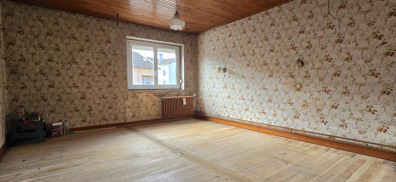 Maison - 180 m² - 10 pièces