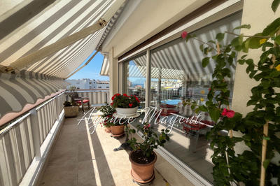 Appartement - 83 m² - 4 pièces