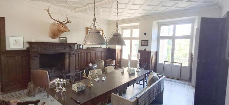 Manoir - 1 200 m² - 19 pièces