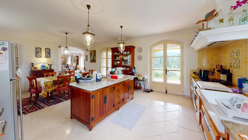 Bastide - 233 m² - 6 pièces